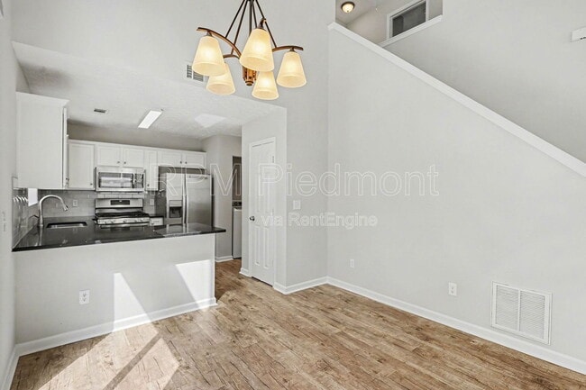 Building Photo - 126 Oconee Pass