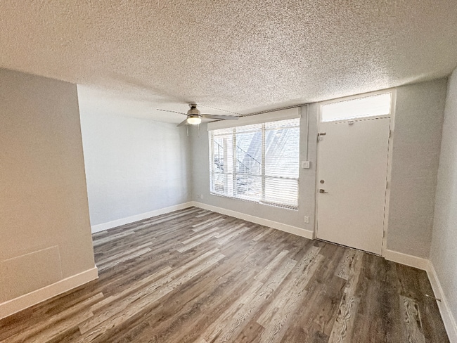Building Photo - 2950 N 46th St