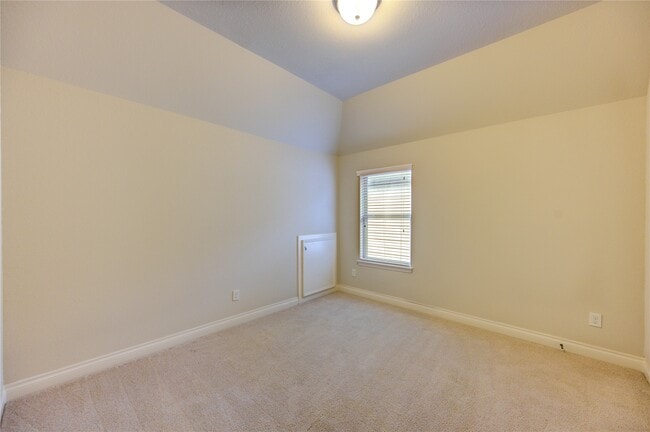 Building Photo - 6730 Sotoria Ln