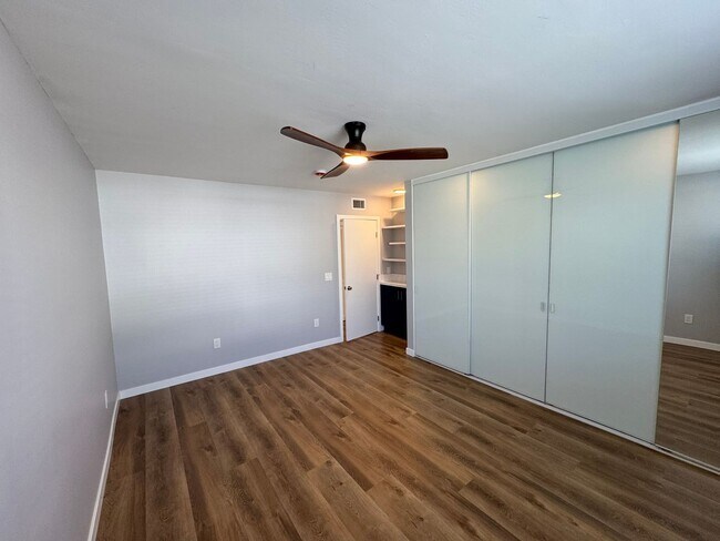 Building Photo - Modern Comfort Meets Prime Location | Stunning 1BR in North Park