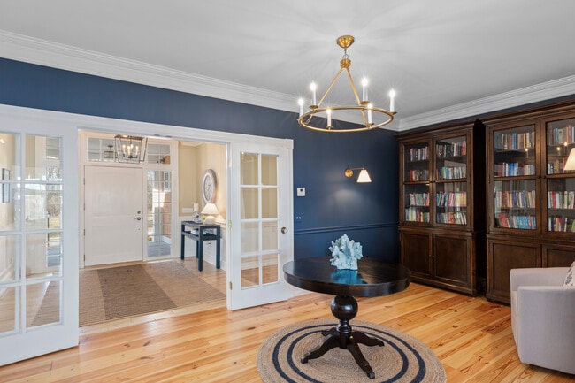 Building Photo - 35 Old Flds Wy