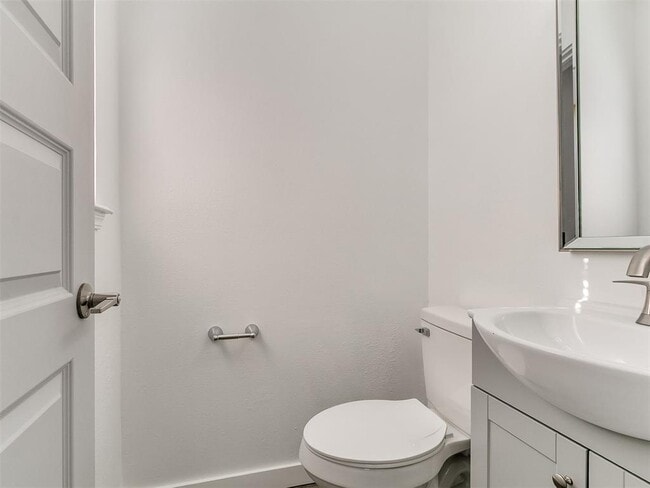 Building Photo - 2808 SW 88th St