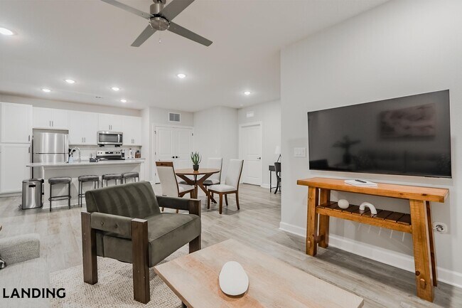 Building Photo - 5001 Willowgate Loop