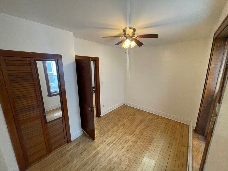 Building Photo - 4829 S Tripp Ave