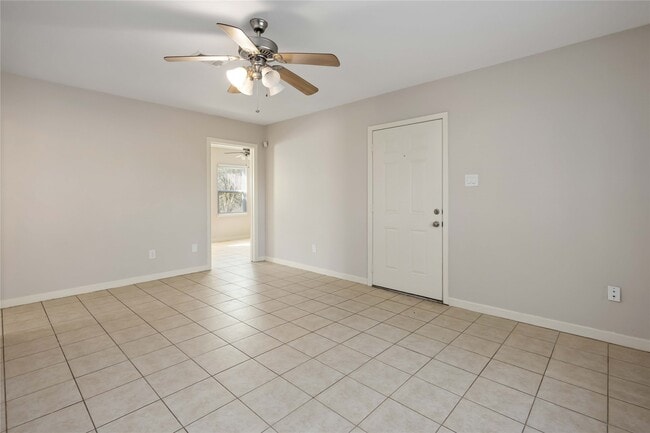 Building Photo - 6713 Barney Rd