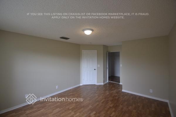 Building Photo - 6269 Seminole Terrace