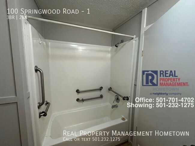 Building Photo - 100 Springwood Rd