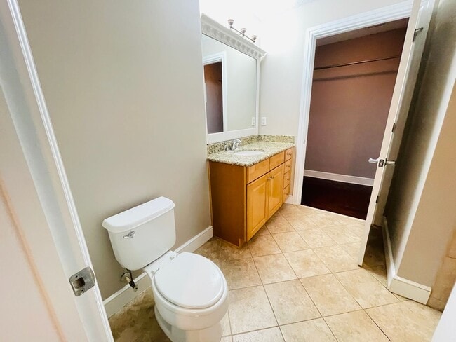 Building Photo - Modern High-Rise Condo in Downtown Orlando...