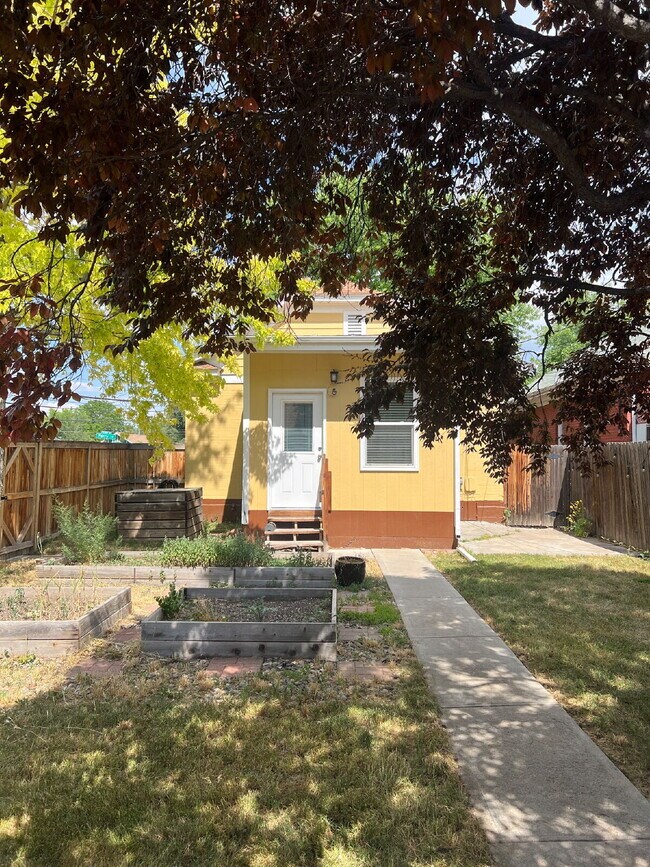 Building Photo - 2BR / 2BA Home + Offices | Historic West Colfax Neighborhood