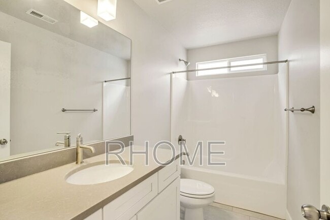 Building Photo - 13959 S Champlin Peak Dr