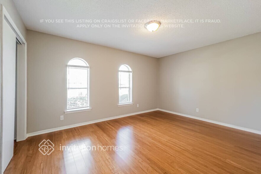 Building Photo - 1506 Mayfield Ave