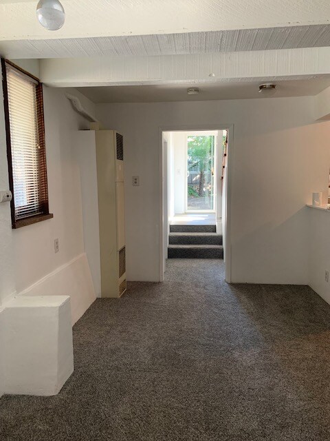 Building Photo - 1165 Hobart St