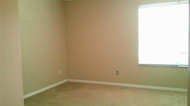 Building Photo - 5718 Fishhawk Ridge Dr