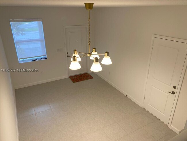 Building Photo - 2603 SE 11th St