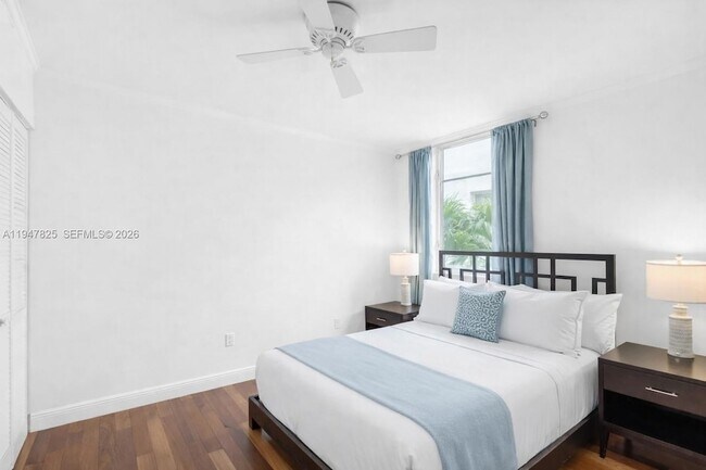 Building Photo - 1532 Drexel Ave