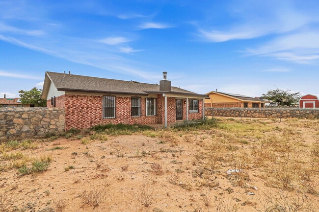 Building Photo - 10837 Gemstone St