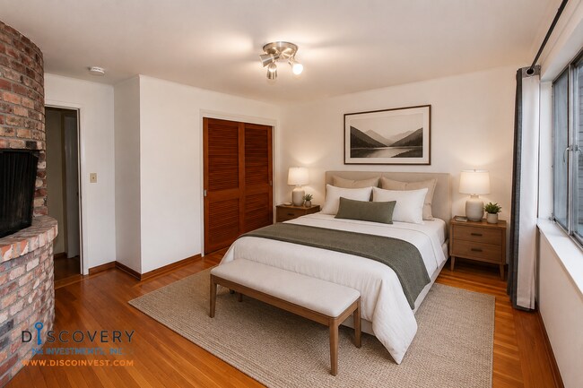 Building Photo - Contemporary North Berkeley 2 Bedroom Condominium