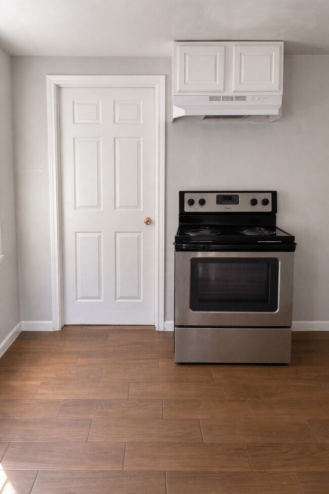 Building Photo - 1901 40th St