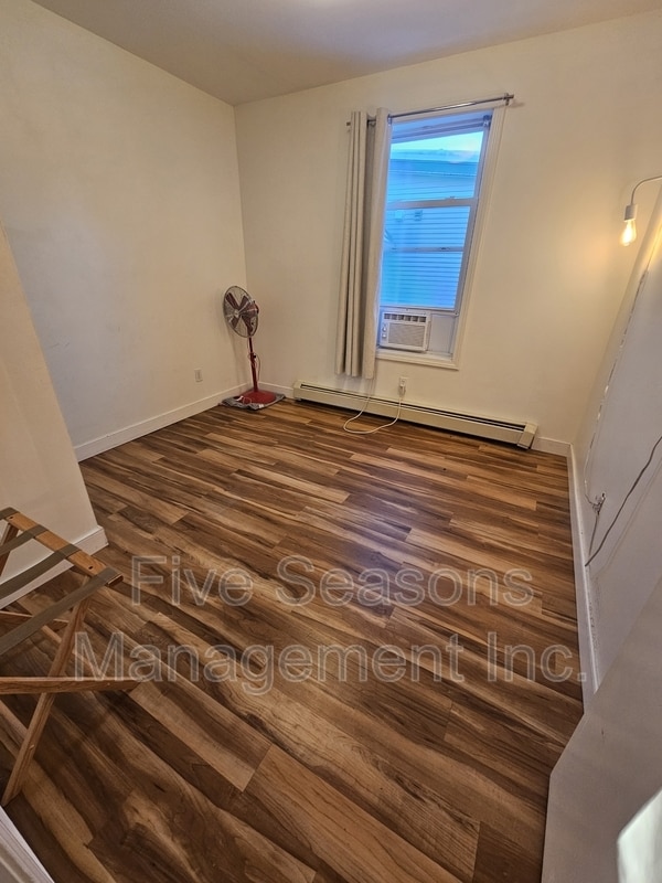 Building Photo - 22-24 Hayward Street - 4 (second floor rear)