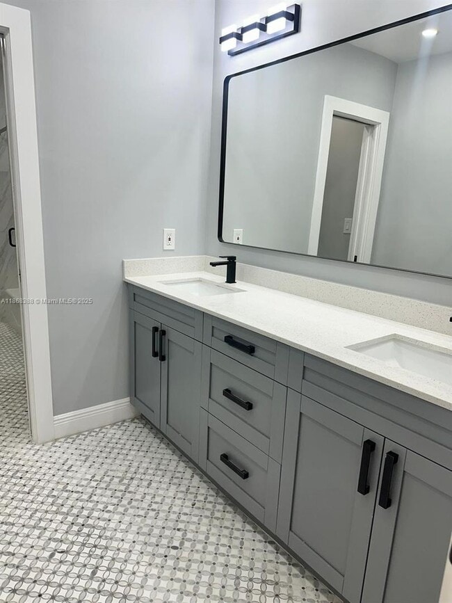 Building Photo - 9480 SW 99th St