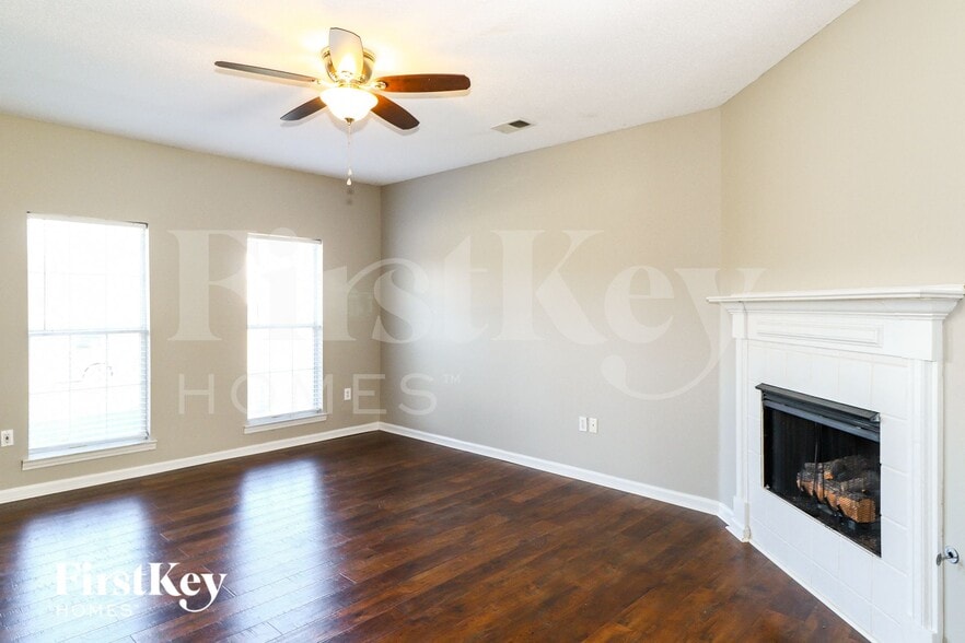 Building Photo - 9987 Woodland Birch Dr