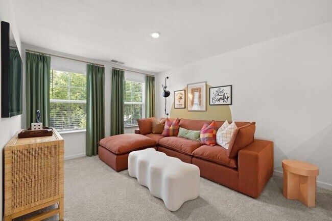 Building Photo - 410 Red Dragon Dr