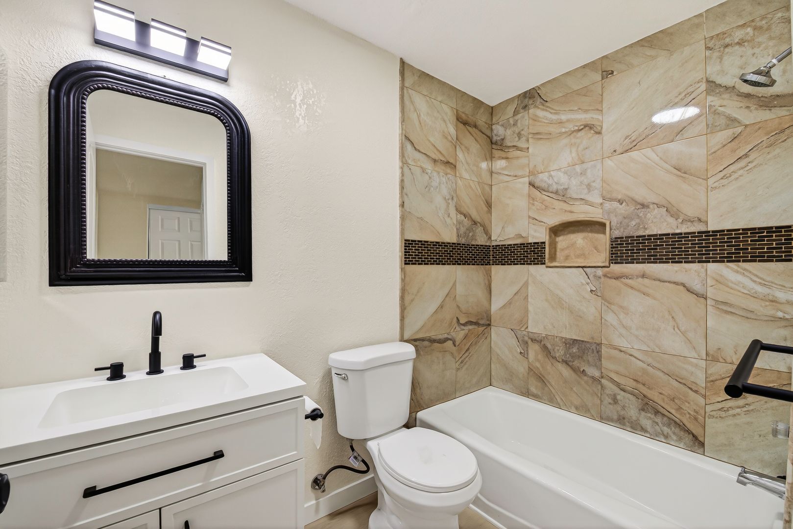 Building Photo - 1250 S Brookhurst St