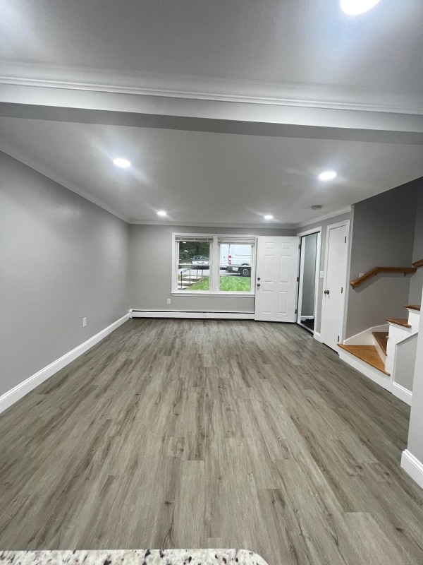 Building Photo - 394 Greenwood St