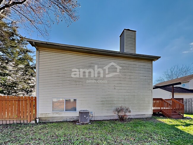 Building Photo - 3358 Trentshire Dr