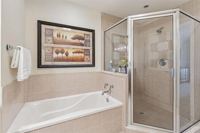 Building Photo - 7612 Sandy Ridge Dr