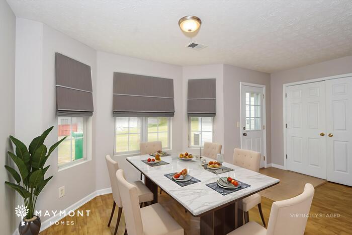 Building Photo - 5871 Strathmoor Manor Cir