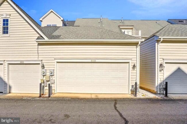 Building Photo - 5033 Softwood Ln