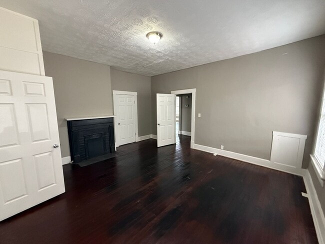 Building Photo - **AVAILABLE NOW**TOTAL ELECTRIC - 2 Bedroom / 2 Bathroom Home in Jordan/Johnson area of Columbus,...