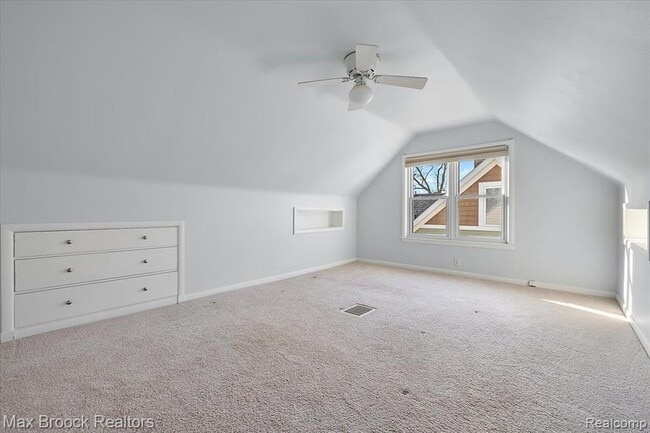 Building Photo - 912 Woodsboro Dr