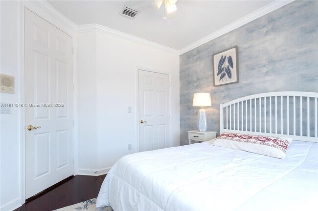 Building Photo - 19250 SW 30th St