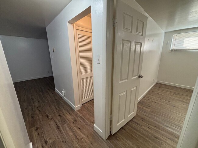 Building Photo - 271 N 300 W