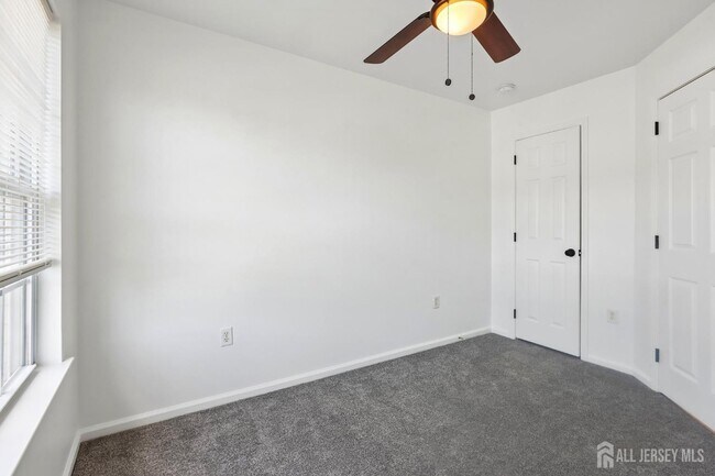 Building Photo - 17 Puchala Dr