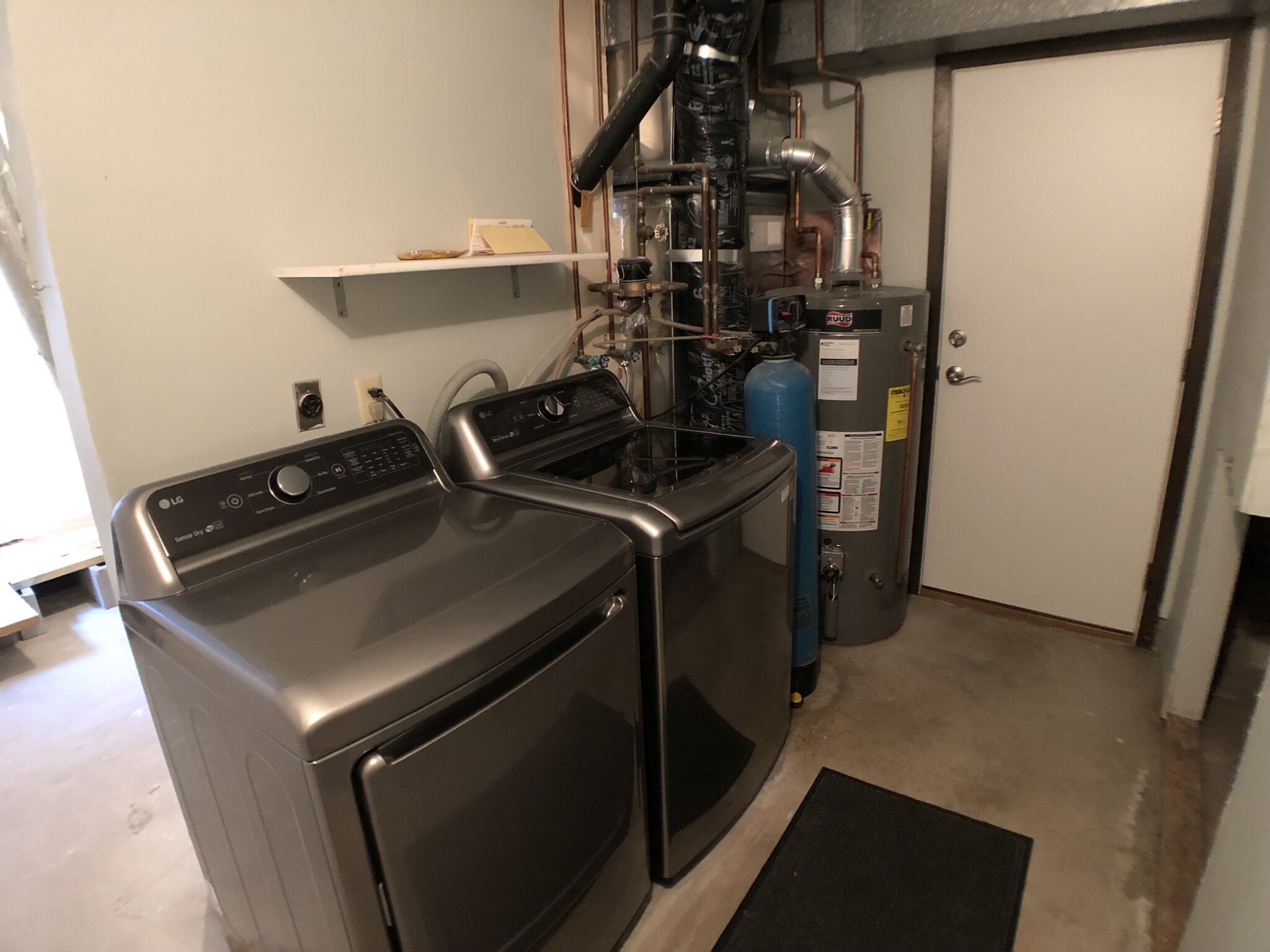 Building Photo - 3071 Zarthan Ave S