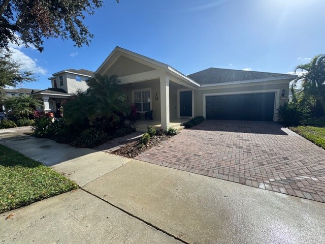 Building Photo - 13270 Vennetta Way