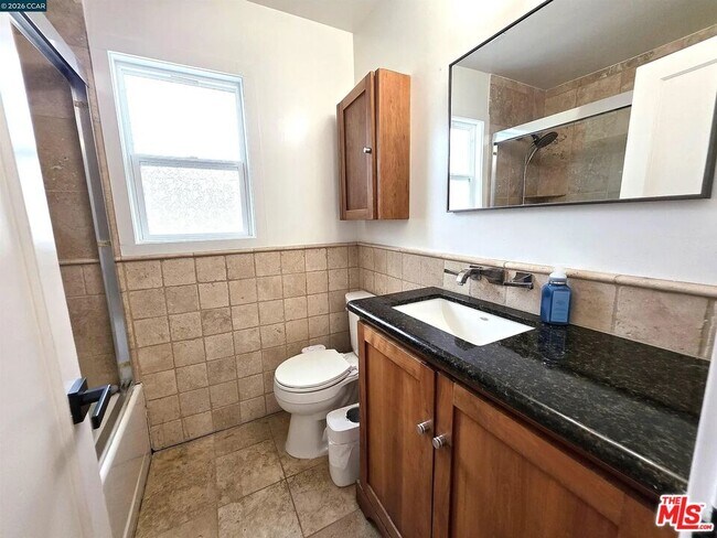 Building Photo - 2068 Revere Dr