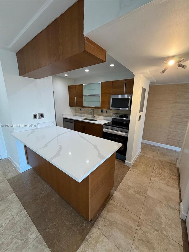 Building Photo - 4670 W 13th Ln