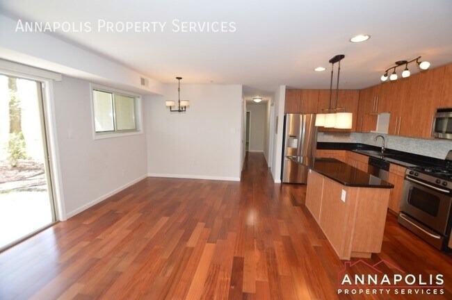 Building Photo - 1117 Primrose Ct