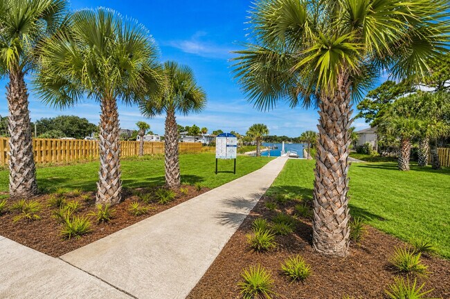Building Photo - 769 Sundial Ct