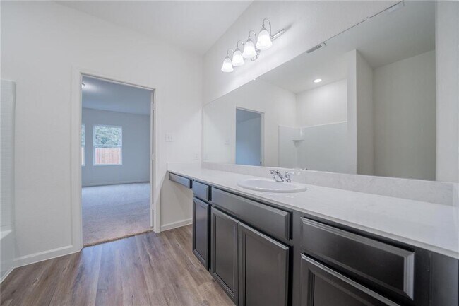 Building Photo - 401 Indian Creek