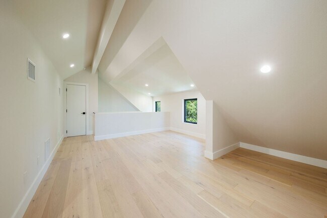 Building Photo - Luxury Redefined: Experience Vibrant Living in this 3-Bedroom Haven in East Austin