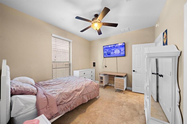 Building Photo - 4711 Salinas Ln