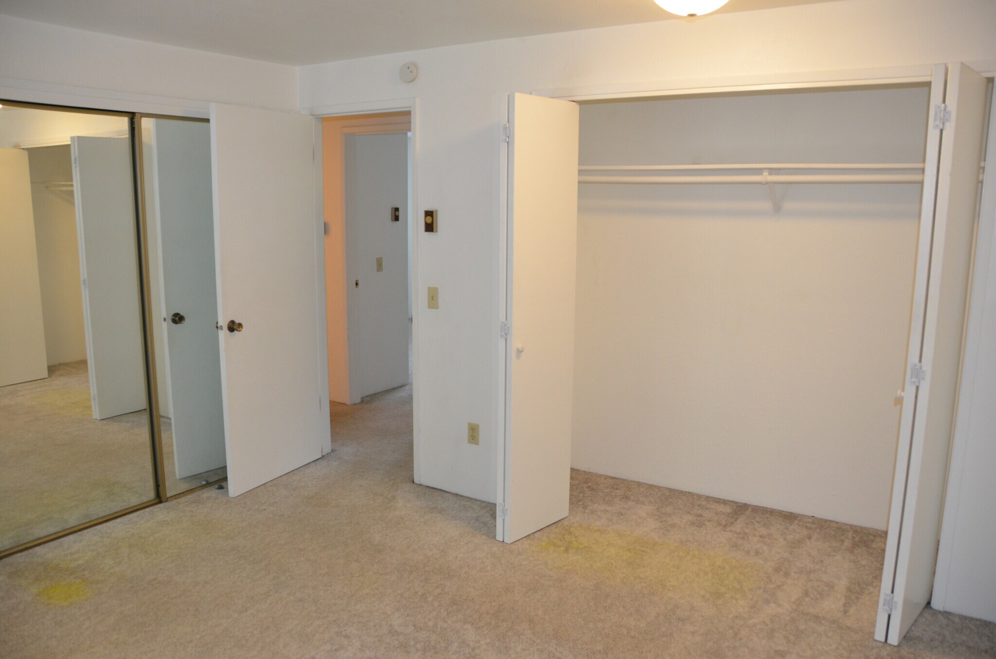 Building Photo - 3700 Beazer