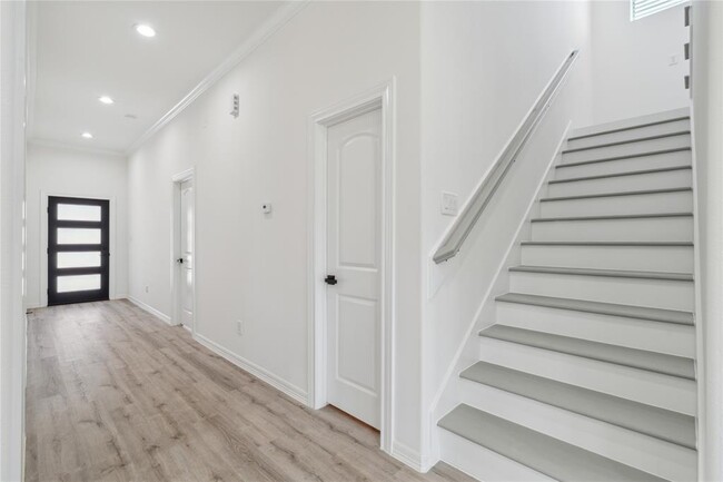 Building Photo - 9703 Champion Heavens Dr