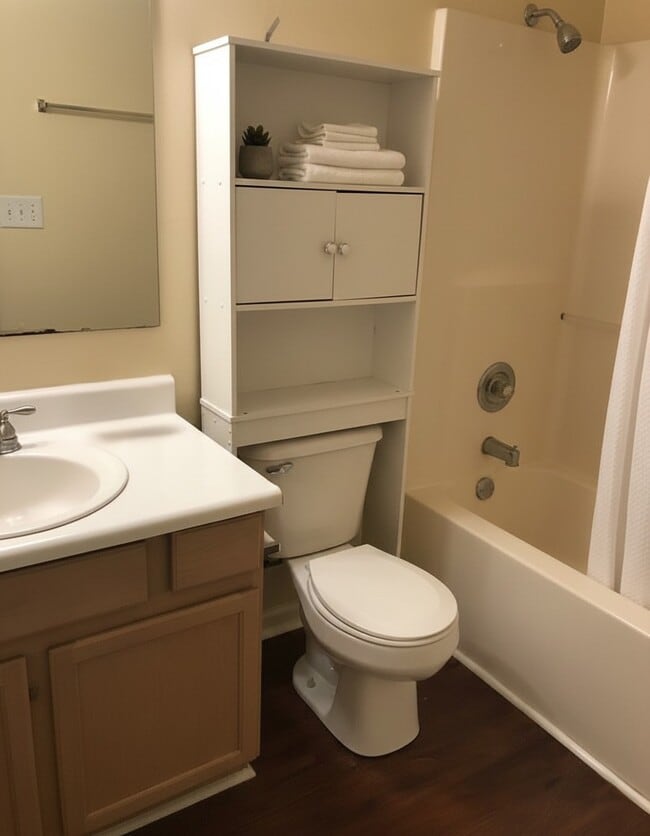 Building Photo - 3514 Clovis Ct