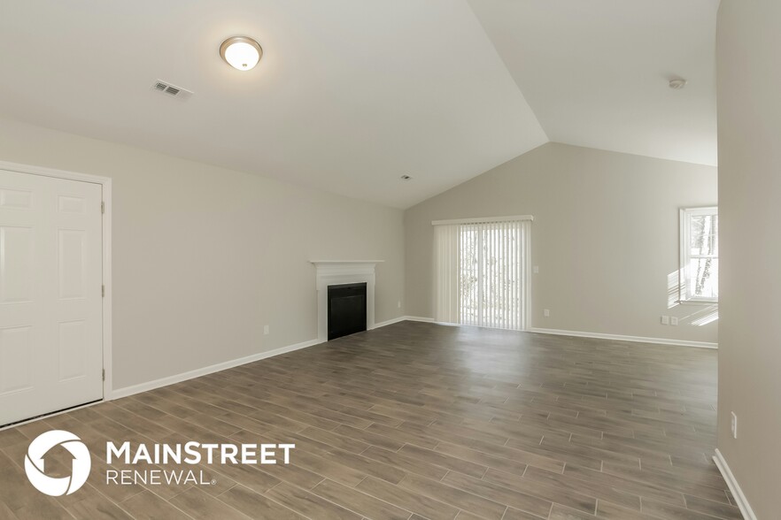 Building Photo - 727 Mattingwood Dr